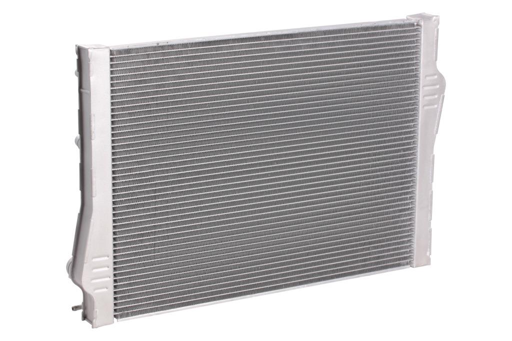 Радиатор охлаждения для автомобилей X5 (E70) (07-) 30d/3.0t AT