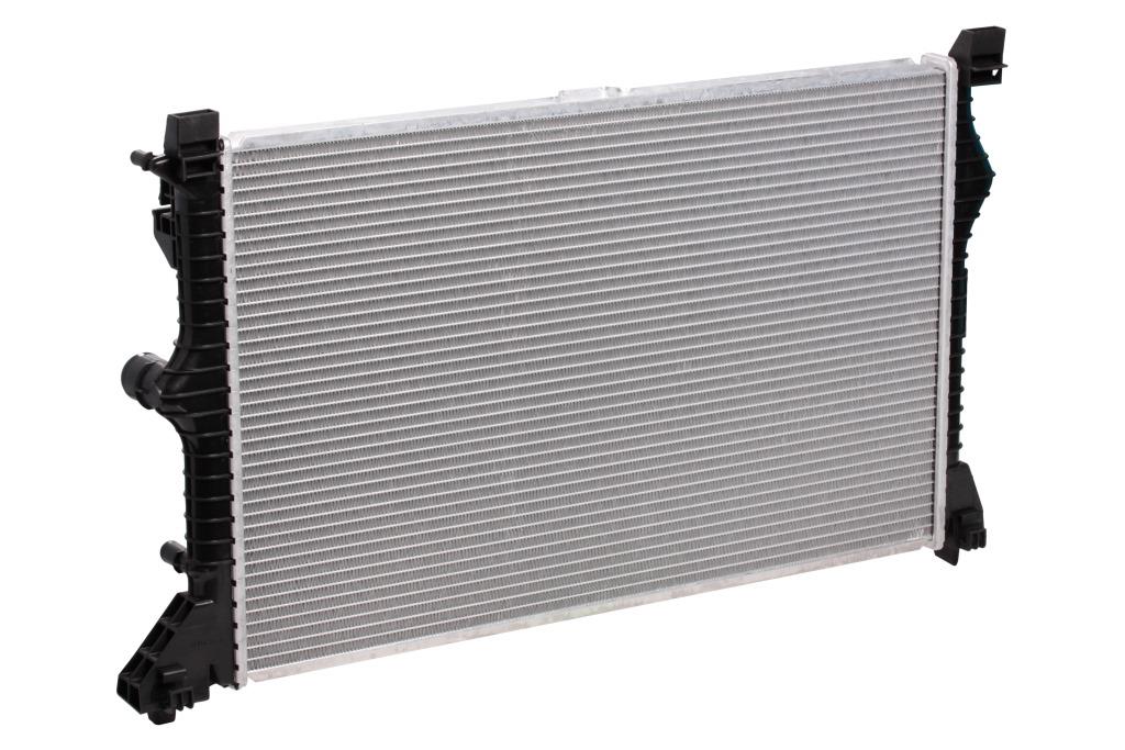 Радиатор охлаждения для автомобилей Mercedes-Benz Sprinter Classic (909) (13-)