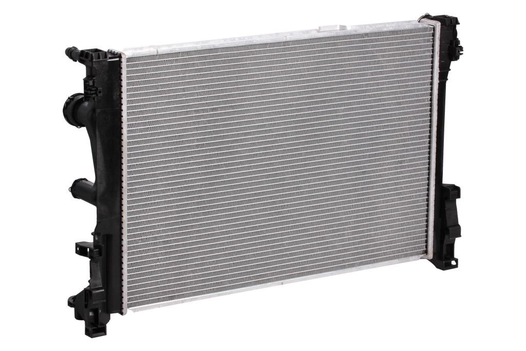 Радиатор охлаждения для автомобилей Mercedes C (W204) (07-)/E (W212) (09-) M/7AT