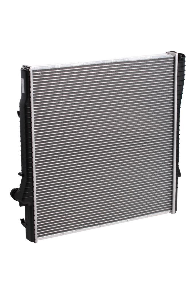Радиатор охлаждения для автомобилей X5 (E53) (00-) 3.0i/4.4i 3.0d AT