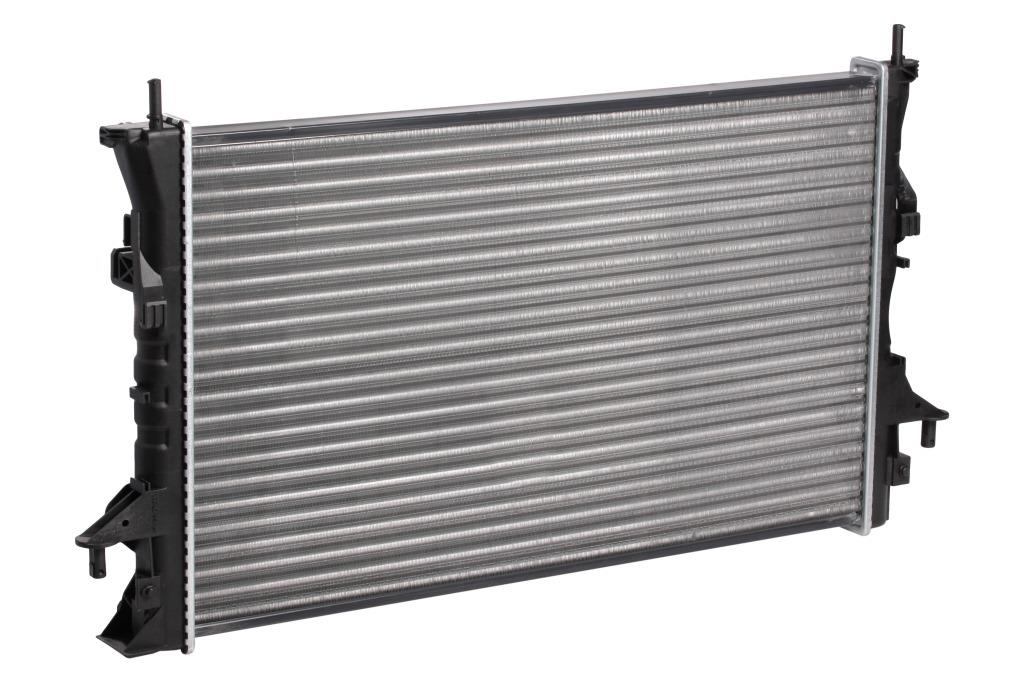 Радиатор охлаждения для автомобилей Laguna (01-)