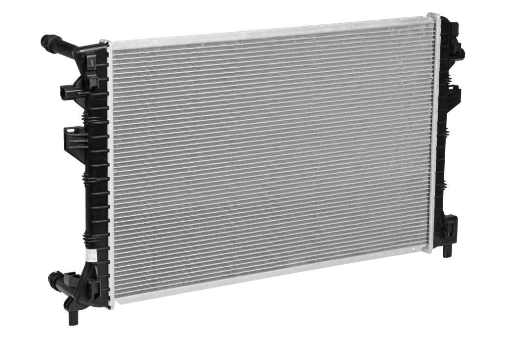 Радиатор охлаждения для автомобилей Octavia A7 (13-)/Tiguan (16-) (жидк. интеркулер) (сердцевина 16мм)