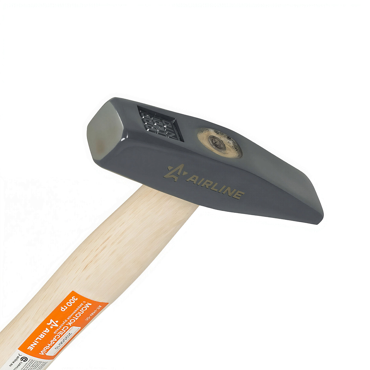 Молоток слесарный с деревянной рукояткой 300гр