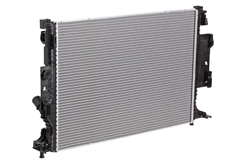 Радиатор охлаждения для автомобилей Focus III (13-)/Kuga (13-) 1.5T M/A