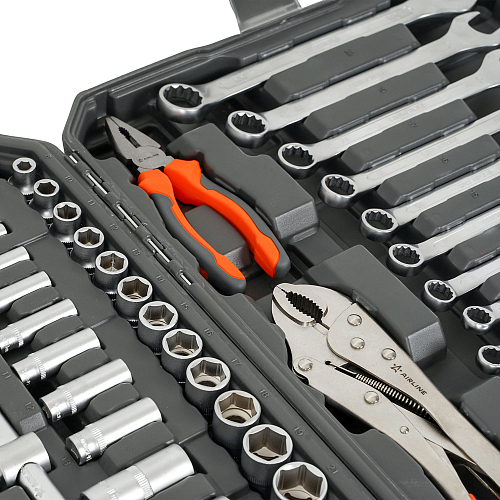 Набор инструментов универсальный 137пр. (головки 1/2", 1/4") кейс