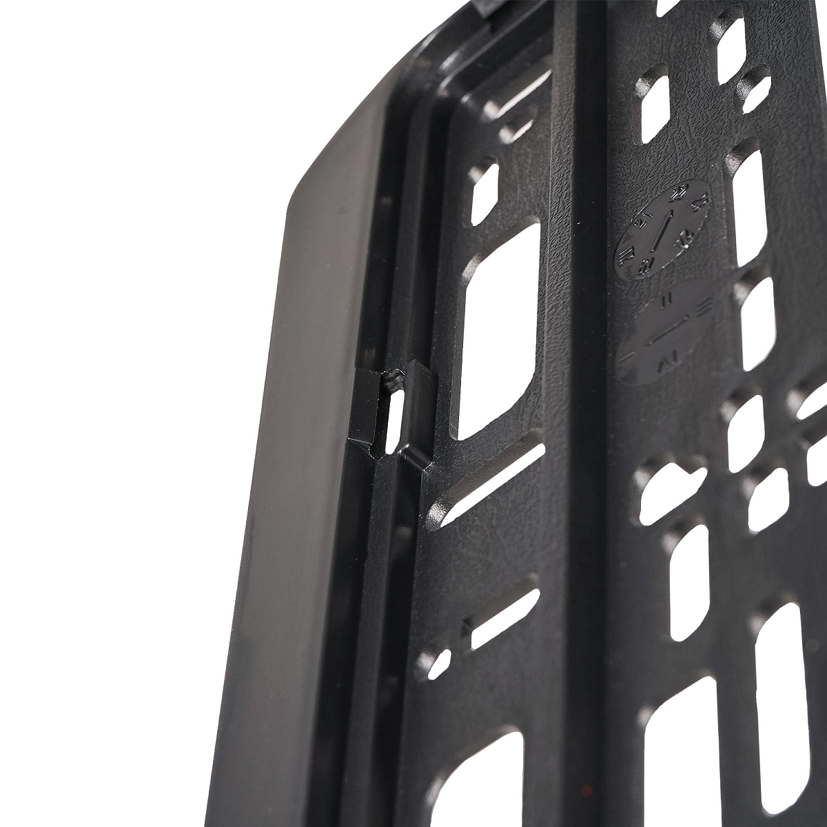 Рамка под номерной знак без надписи, односоставная