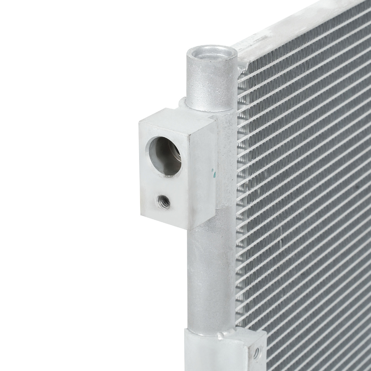 Радиатор кондиционера для автомобилей КАМАЗ Компас 9 (43089)/Компас 12 (43082)/JAC N75/N80/N90/N120