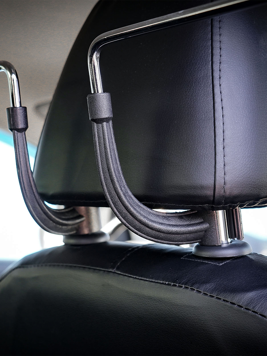 Вешалка автомобильная для одежды, на подголовник, универсальная