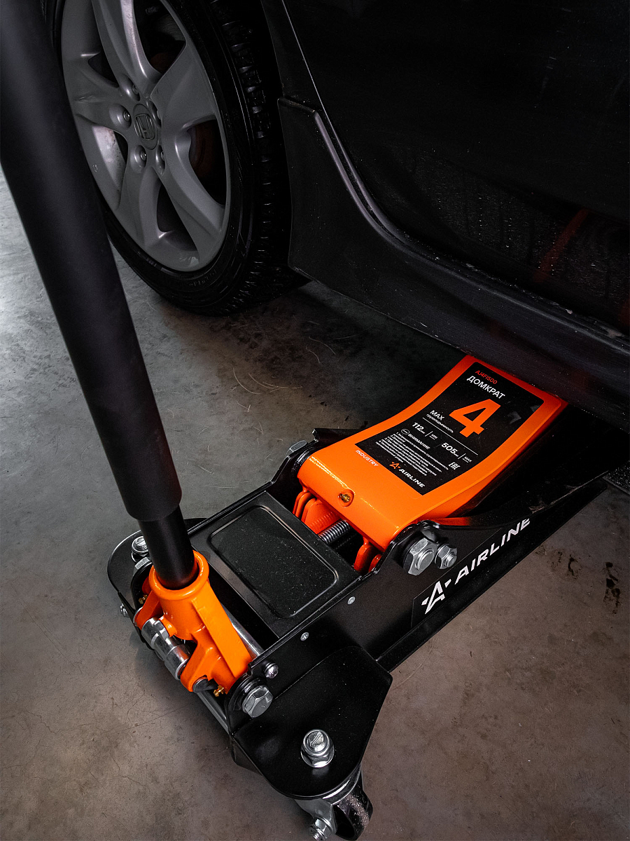 Домкрат подкатной 4т 112-505мм INDUSTRY двухпоршневой, низкопрофильный