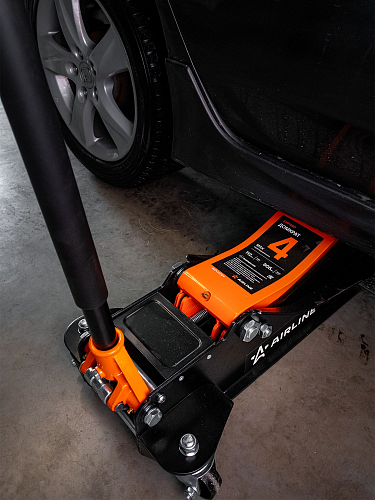 Домкрат подкатной 4т 112-505мм INDUSTRY двухпоршневой, низкопрофильный