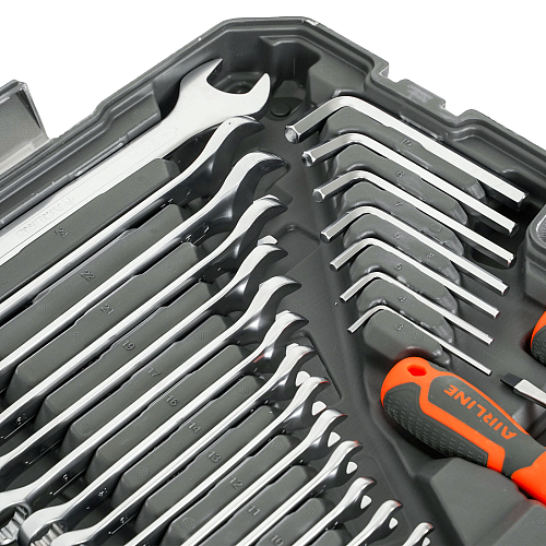 Набор инструментов универсальный 147пр. (головки 1/2", 1/4") кейс