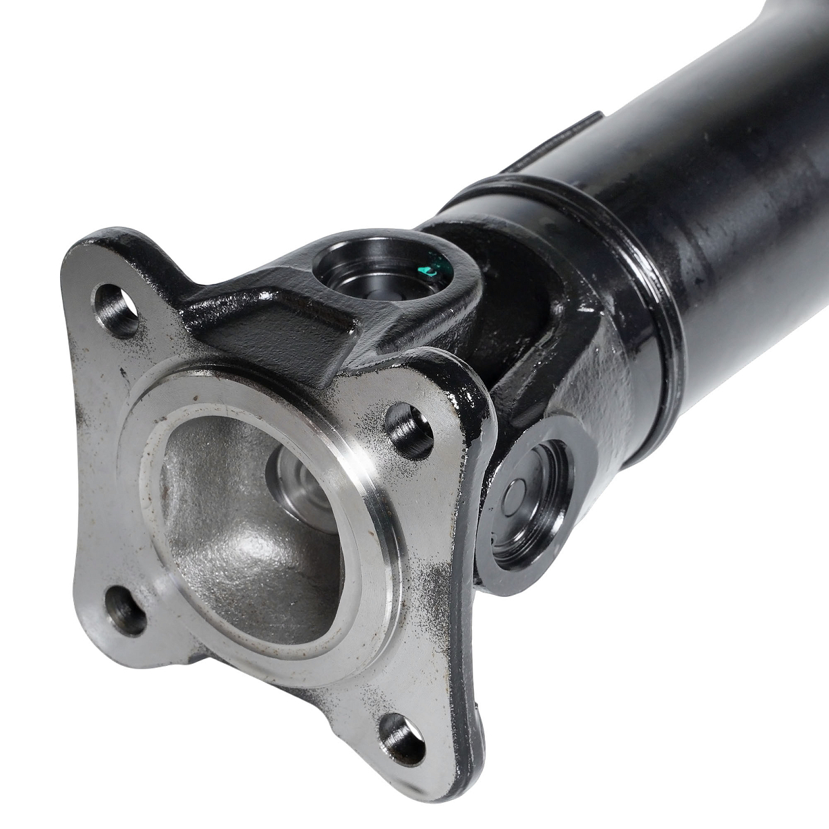 Карданный вал в сборе для автомобилей Renault Duster (10-)/Kaptur (16-)/Nissan Terrano (14-) (с усиленной крестовиной 64x25) задний