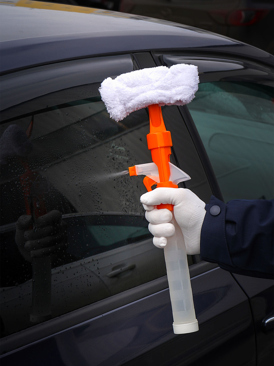 Водосгон с распылителем и щеткой из микрофибры (лезвие 13 см)