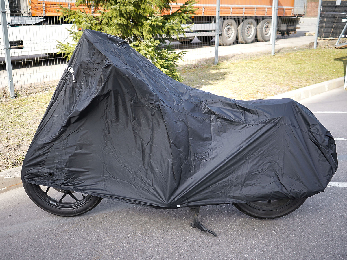 Чехол-тент на мотоцикл защитный L (250х100х120см), люверс под замок, черный