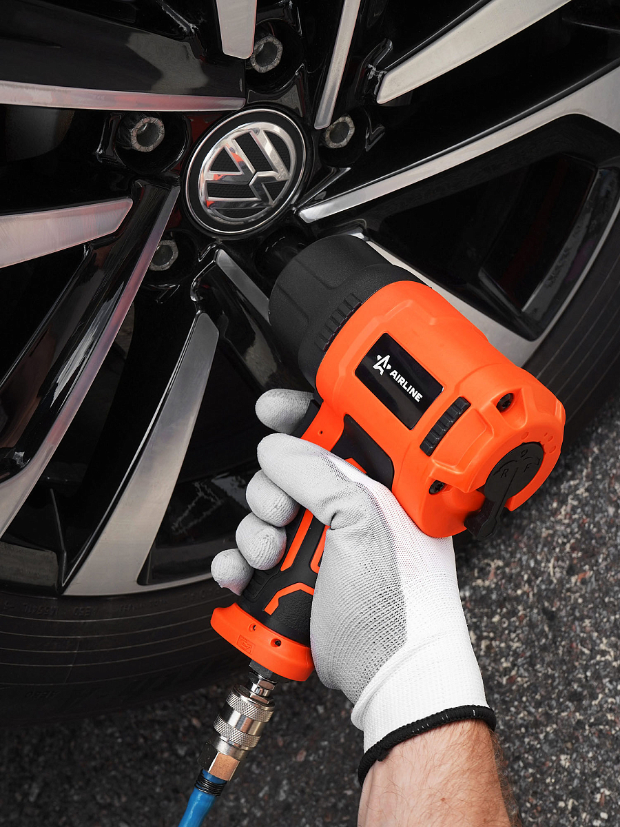 Гайковерт пневматический ударный композитный 1/2"DR 860Нм PRO