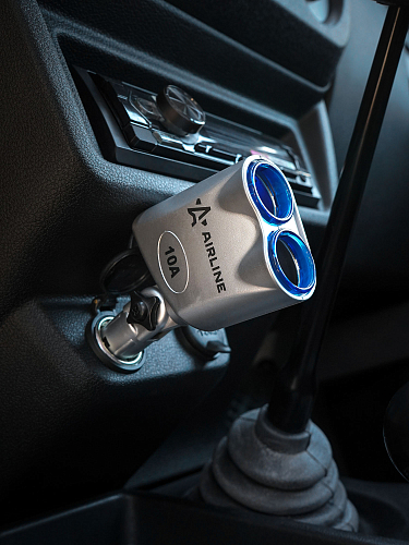 Разветвитель прикуривателя 2 гнезда 10А, с гнездом для прикуривателя