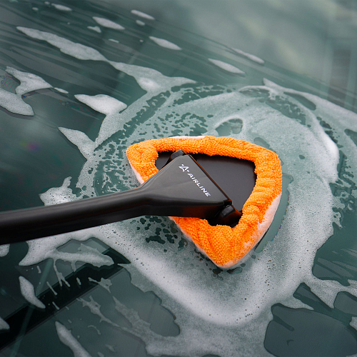 Щетка для мытья лобового стекла из микрофибры треугольная (14*12 см)