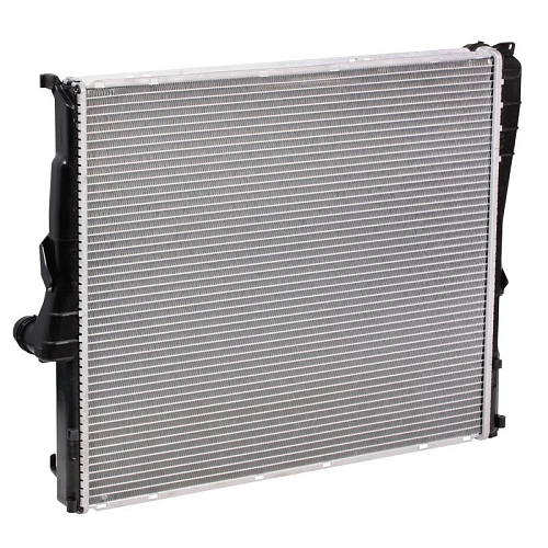 Радиатор охлаждения для автомобилей BMW X3 (04-) (E83)