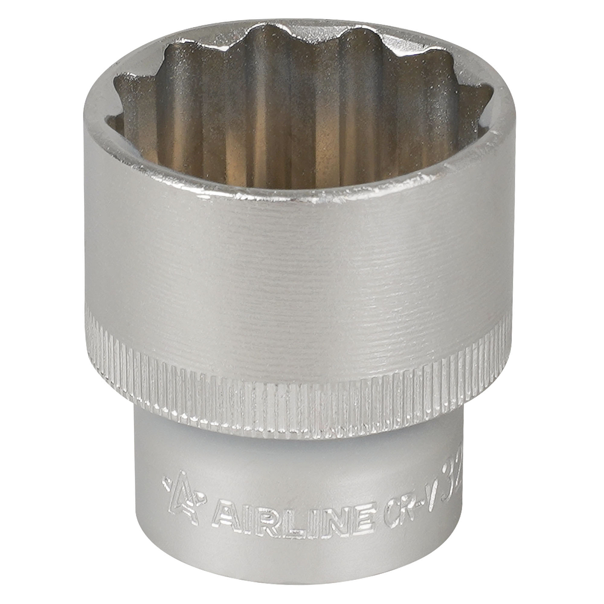 Головка торцевая 1/2"DR двенадцатигранная 32мм, L=38мм пласт.подвес