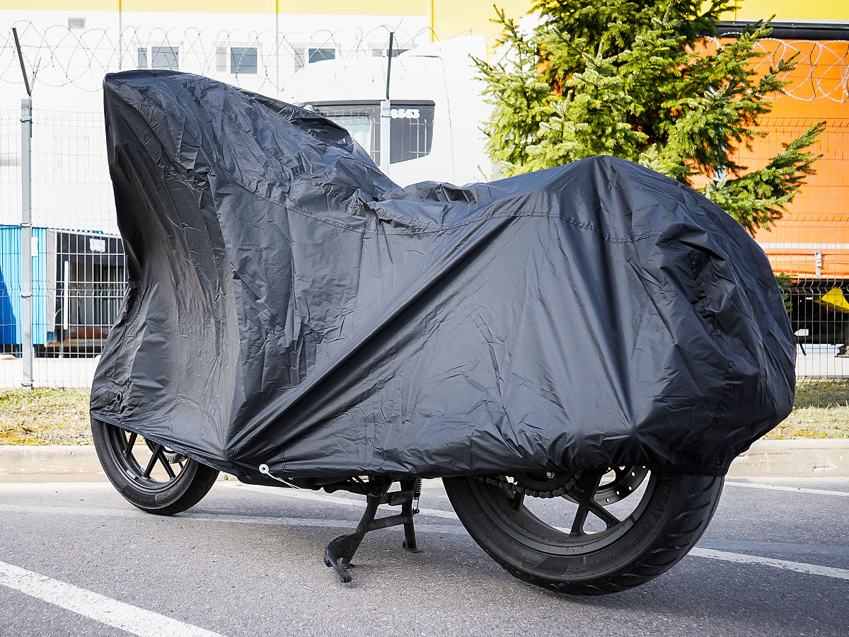 Чехол-тент на мотоцикл защитный S (195х100х120см), люверс под замок, черный