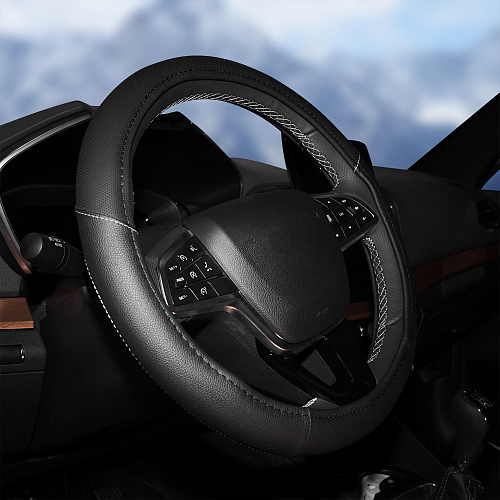 Оплетка на руль, искусственная кожа с перфорацией, черная, 38 см / M