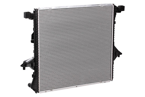 Радиатор охлаждения для автомобилей Volkswagen Amarok (09-)