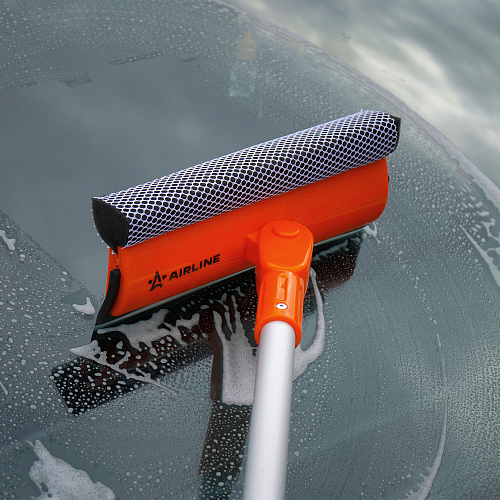 Щетка для мытья стекол с поролоном и водосгоном складная (40см)