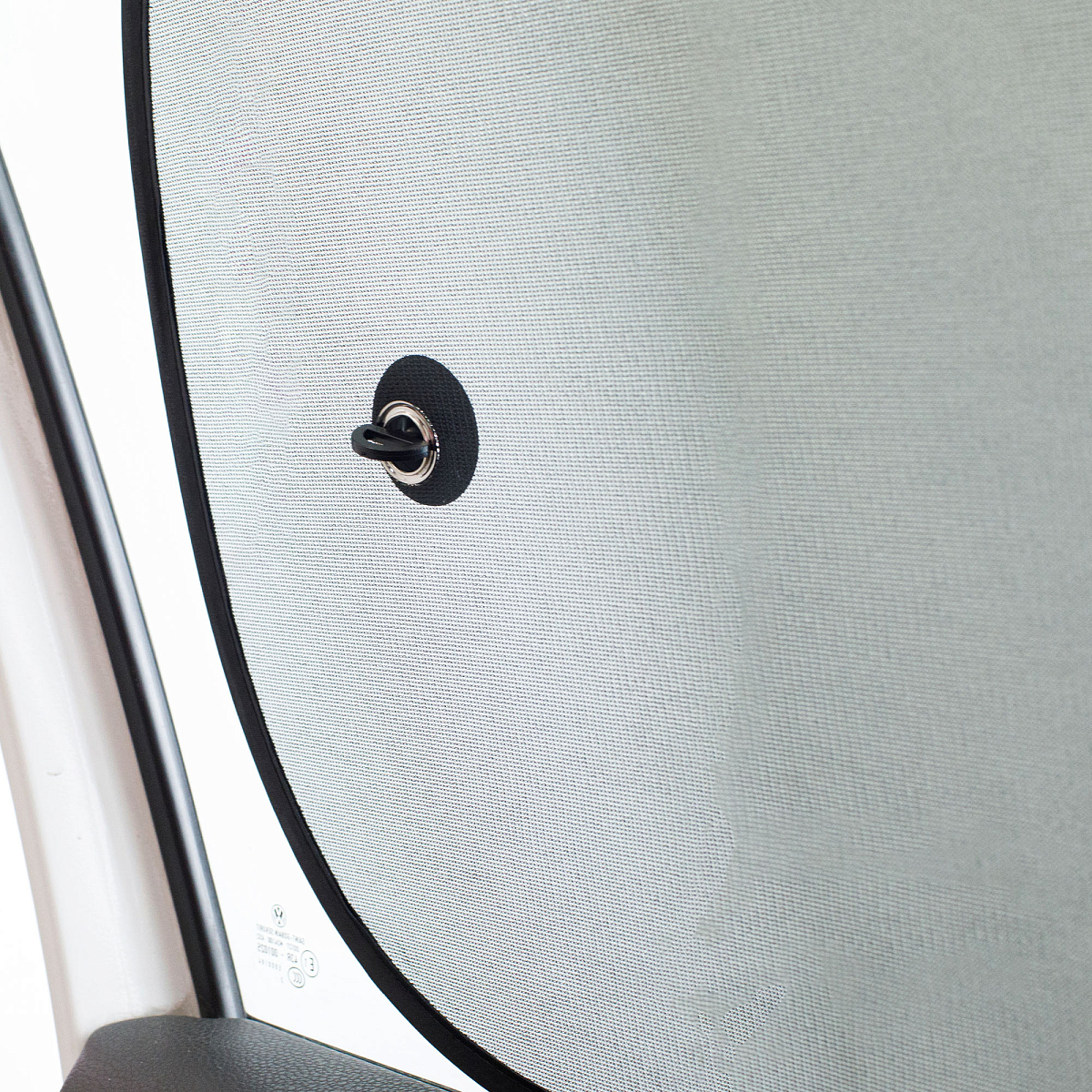 Шторки солнцезащитные 65*38см на боковые стекла, компл. 2 шт., черные