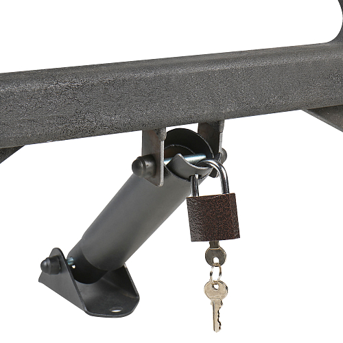 Барьер парковочный с замком,световозвращ.,треугол.,композит(665*485*300мм) черный ,МП-серия