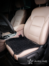 Накидка (подушка) из искусственного меха на сиденье, черная с коротким мехом, 1 шт.