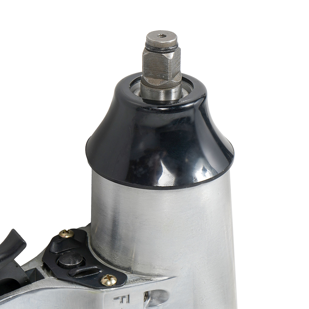 Гайковерт пневматический ударный 1/2"DR 330Нм, набор с головками 17 пр. кейс