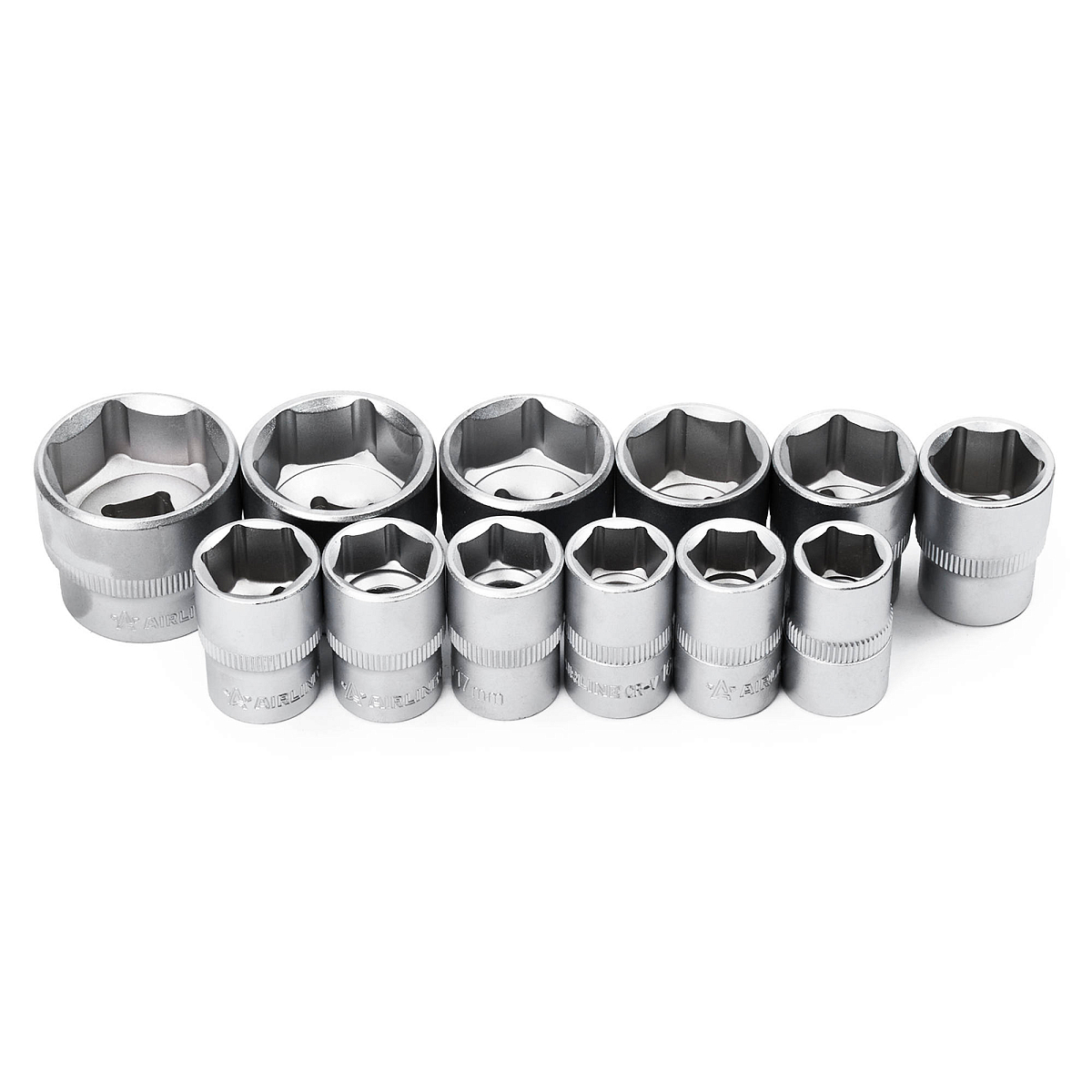 Набор инструментов универсальный 82пр. (головки 1/2", 1/4") кейс