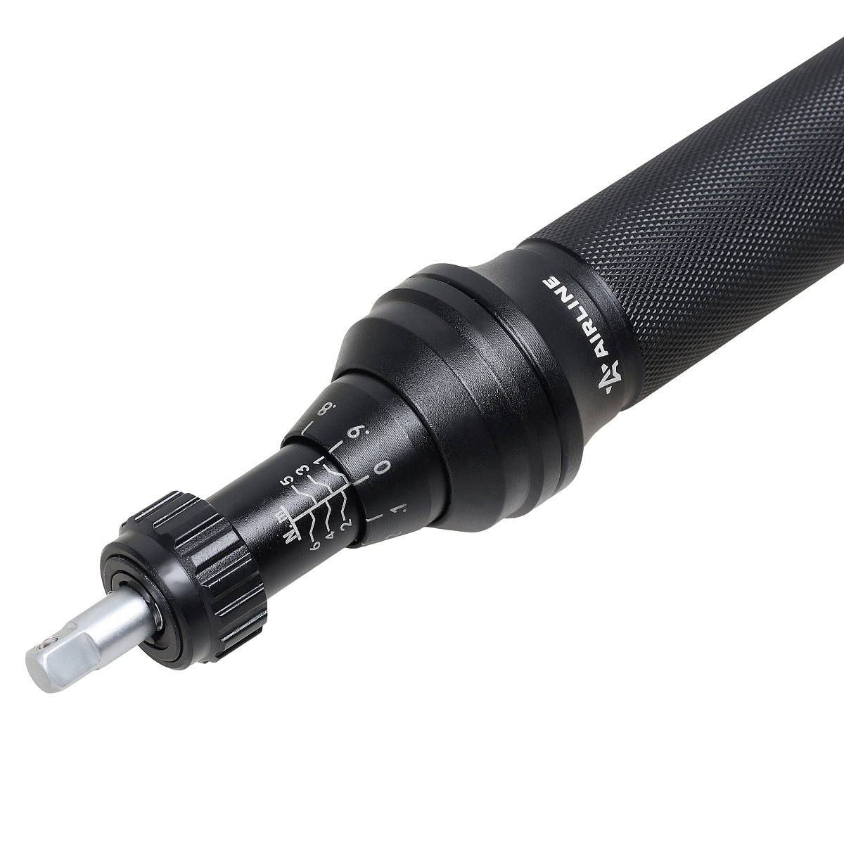 Отвертка динамометрическая 1/4" 1-6Нм, кейс