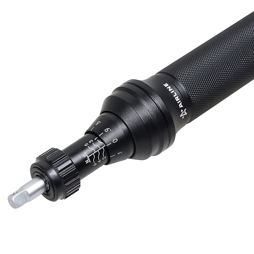 Отвертка динамометрическая 1/4" 1-6Нм, кейс