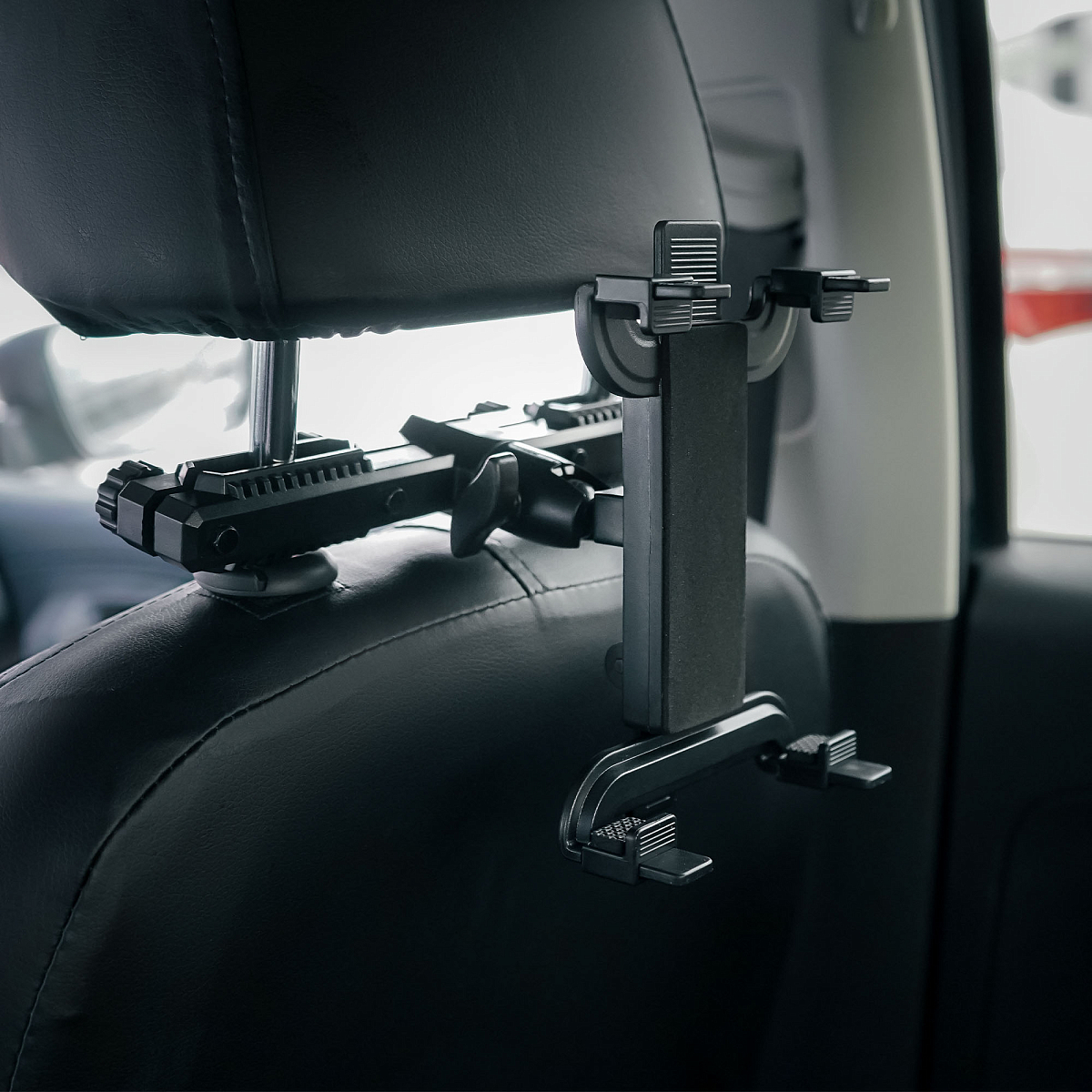 Держатель для планшета на подголовник кресла универсальный