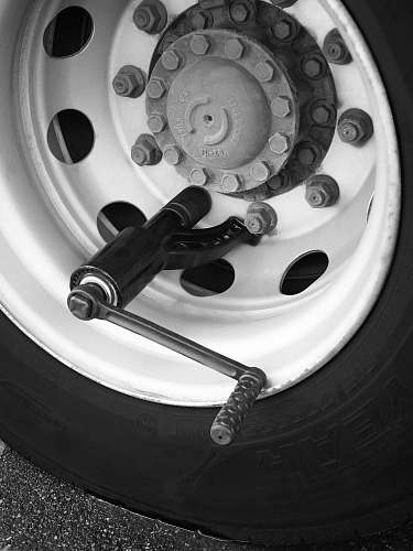 Гайковерт механич. 1"DR 3600Нм 1:64, 310мм с головками 32 и 33мм пласт.кейс