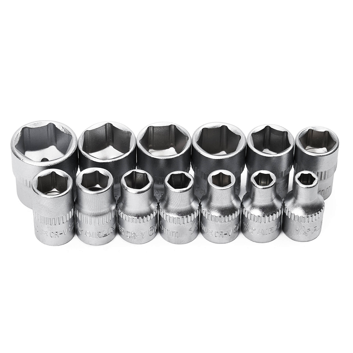 Набор инструментов универсальный 82пр. (головки 1/2", 1/4") кейс