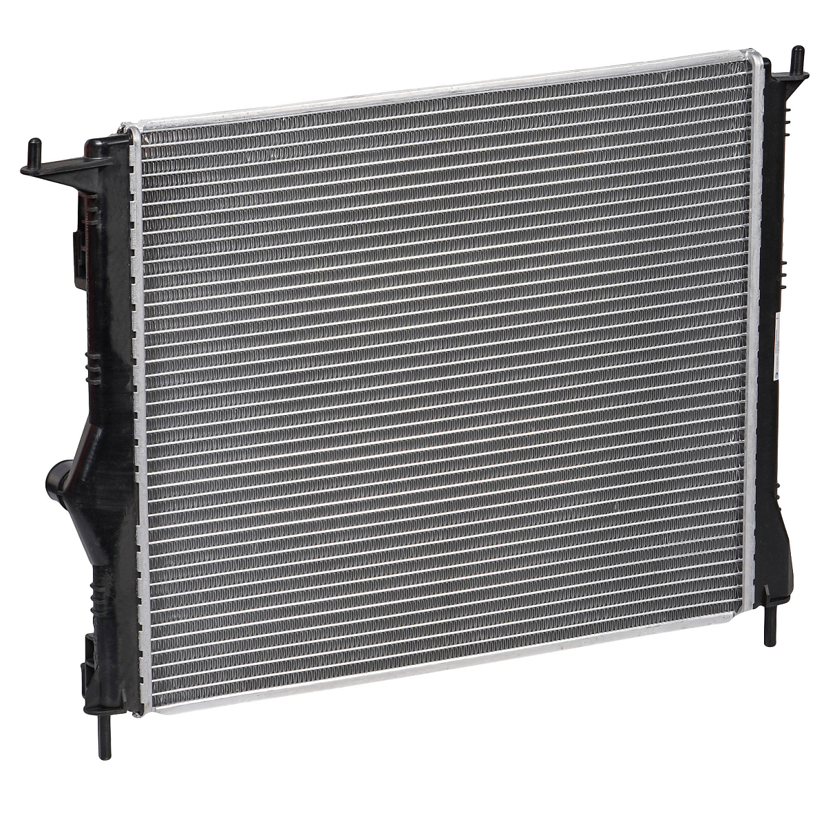 Радиатор охлаждения для автомобилей Largus (12-)/Logan (08-) 1.4i/1.6i MT (паяный)