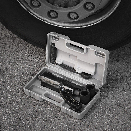 Гайковерт механич. 1"DR 3600Нм 1:64, 310мм с головками 32 и 33мм пласт.кейс