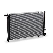 Радиатор охлаждения для автомобилей H-1/Starex (96-) MT