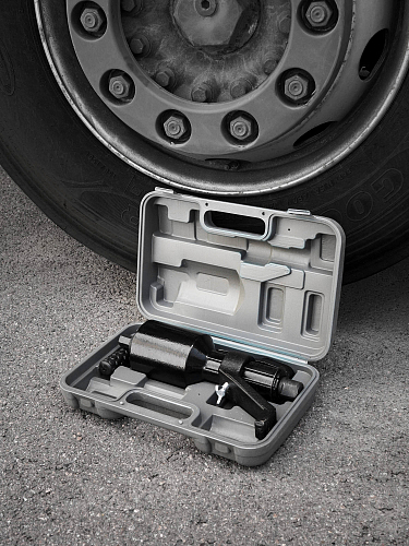 Гайковерт механич. 1"DR 4800Нм 1:56, 1:3.8 двухскорост. 290-360мм пласт.кейс