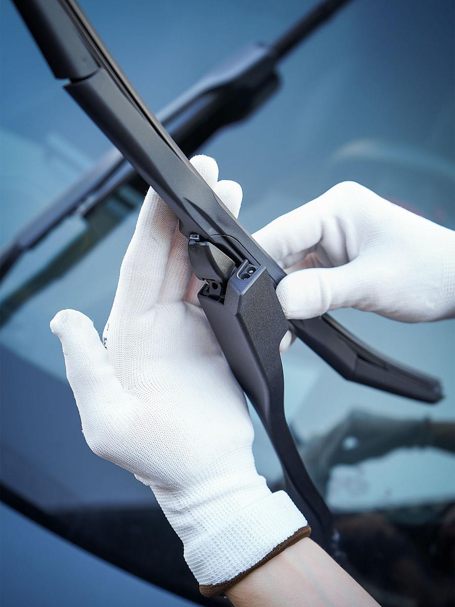 Щетка стеклоочистителя 600 мм (24") гибридная 5 адаптеров