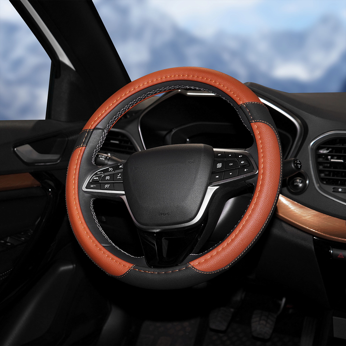 Оплетка на руль, искусственная кожа, коричневая/черная, 40 см / L