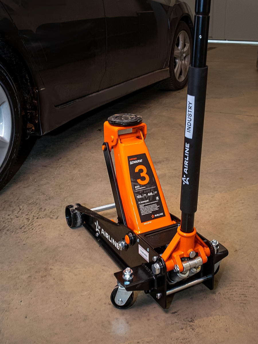 Домкрат подкатной 3т 133-465мм INDUSTRY двухпоршневой