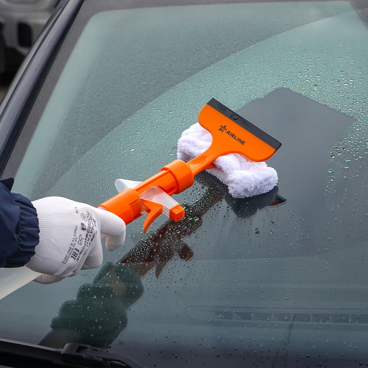 Водосгон с распылителем и щеткой из микрофибры (лезвие 13 см)