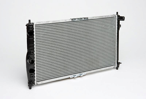 Радиатор охлаждения для автомобилей Leganza (97-)/Nubira (99-) MT